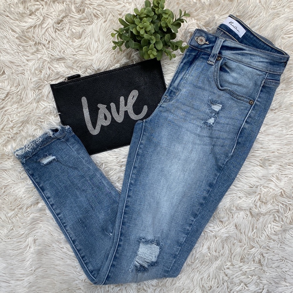KanCan Skinny Distressed Jeans 💗 Medium Wash